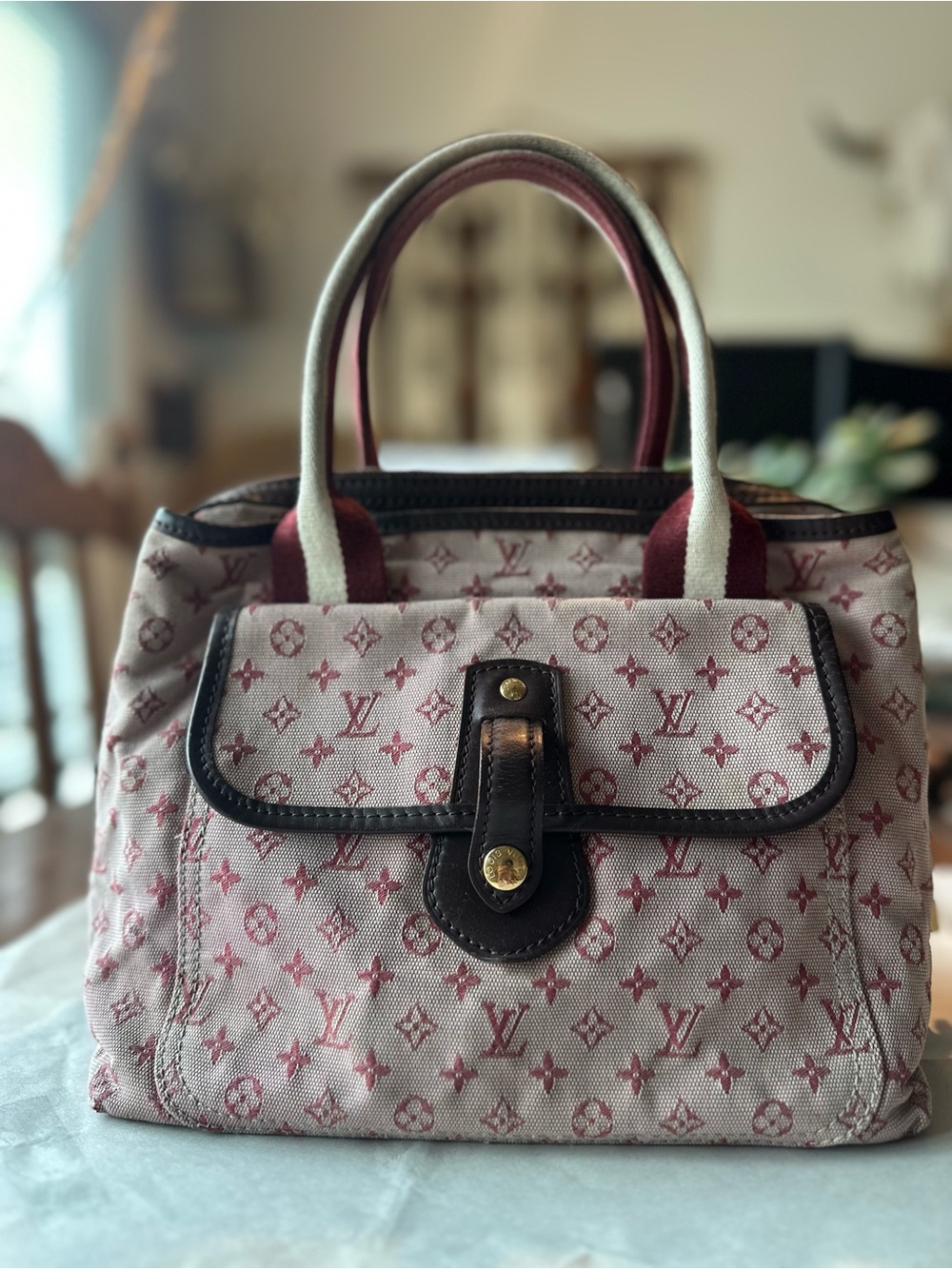 *VINTAGE* Louis Vuitton Monogram Mini Lin Sac in Cherise color